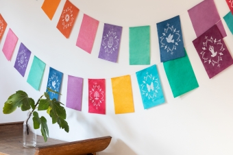 images/productimages/small/koperberg-bunting-colours.jpg